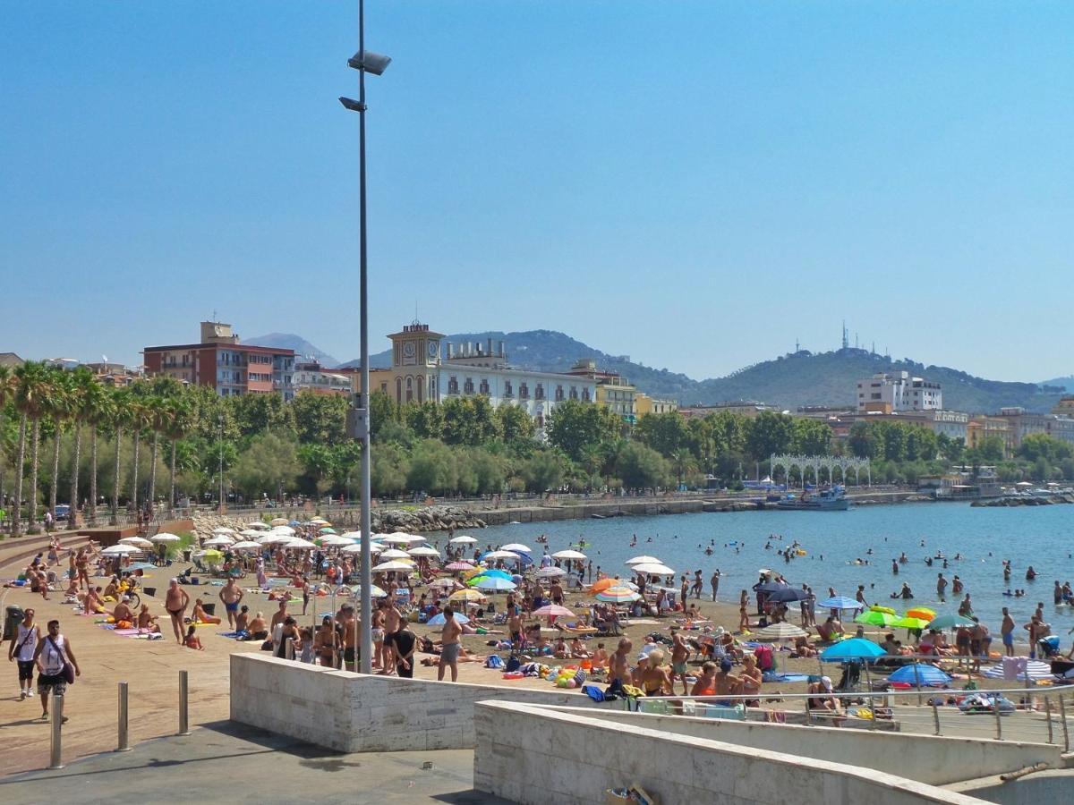 Salerno Mare E Luci Deluxe Apartment Екстериор снимка