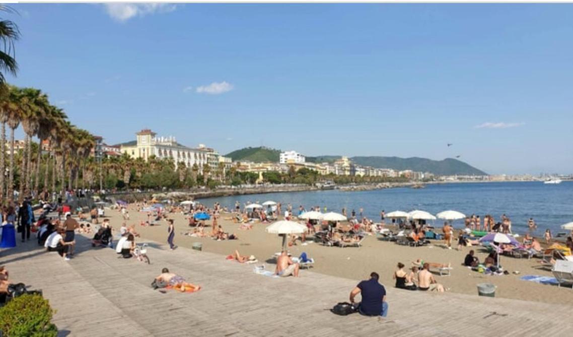 Salerno Mare E Luci Deluxe Apartment Екстериор снимка