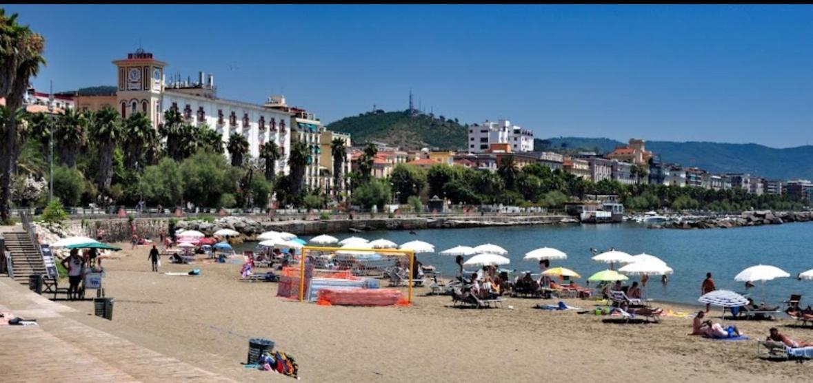 Salerno Mare E Luci Deluxe Apartment Екстериор снимка